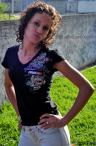 Date this sensual Brazil girl Jacina from FLORIANOPOLIS B3344