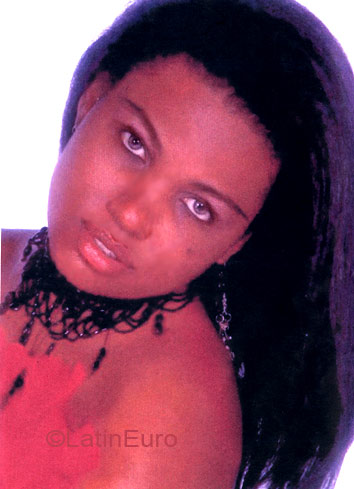 Date this gorgeous Brazil girl Alexandra from GOVERNADOR VALADARES B3385