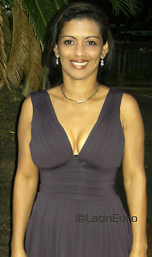 Date this good-looking Brazil girl Eliene from ILHEUS B3474