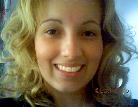 Date this good-looking Brazil girl Angelica from BRASILIA B3491