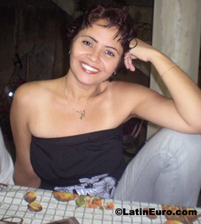 Date this hot Brazil girl Narcia from Rio Bonito B35