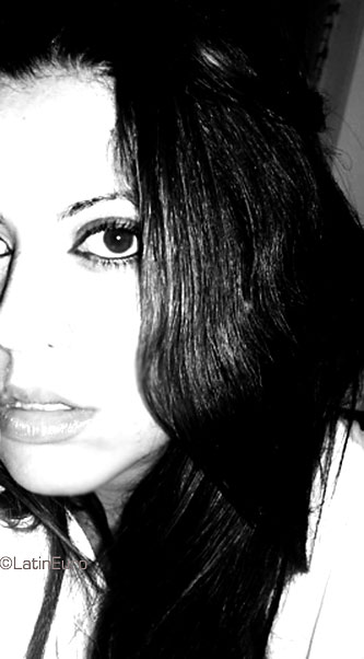 Date this good-looking Brazil girl Viviane from BRASILIA B3514