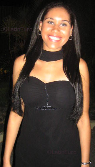 Date this funny Brazil girl Rafaela from SAIRE B3531