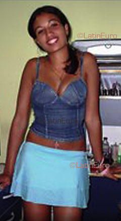 Date this sultry Brazil girl Rosangela from GUARAI B3617