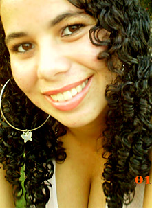 Date this nice looking Brazil girl Calipsia from  B3746