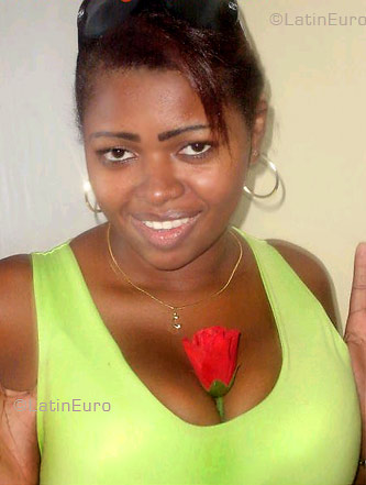 Date this athletic Brazil girl Carly from ESPIRITO SANTO B3821