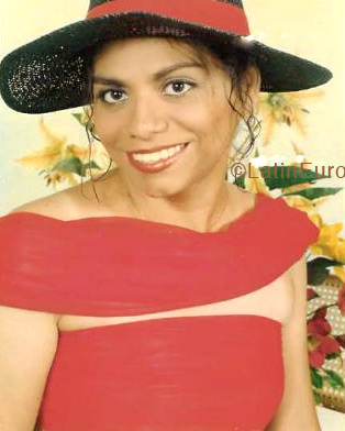 Date this hot Brazil girl Raquel from TERESINA B3902