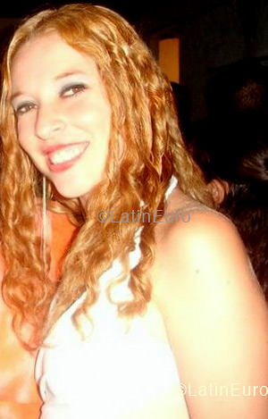 Date this lovely Brazil girl Vanessa from CANOAS B3908