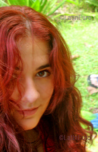 Date this lovely Brazil girl Flavia from SAO JOSE B3944