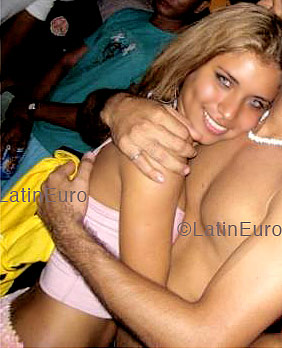 Date this charming Brazil girl Angelica from BELEM B3967
