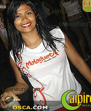 Date this attractive Brazil girl Carlene from  B4035