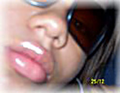 Date this gorgeous Brazil girl Patricia from GOVERNADOR VALADARES B4063