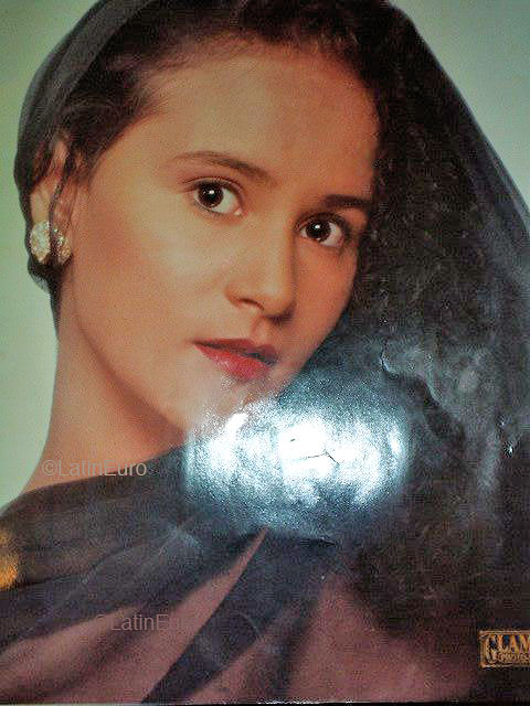 Date this stunning Brazil girl Lorena from Montes Claros B2183