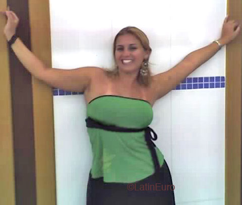 Date this fun Brazil girl Pricila from ATIBAIA B4106