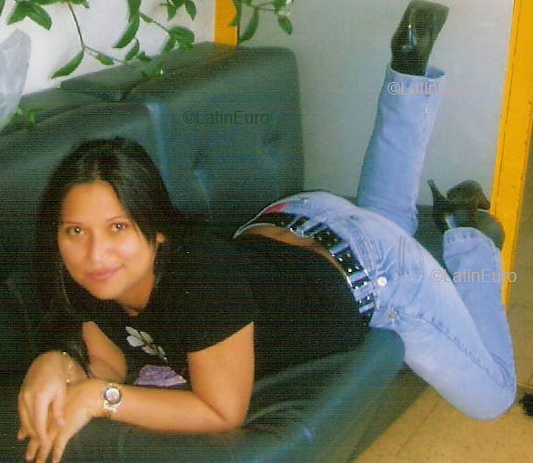 Date this athletic Brazil girl Ivaneusa from FORTALEZA B4144