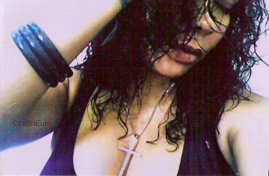 Date this happy Brazil girl Cristianny from NATAL B4190