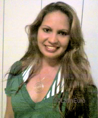 Date this lovely Brazil girl Cristiane from FORTALEZA B4230