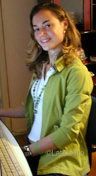 Date this foxy Brazil girl Francislane from PARACAMBI B4249