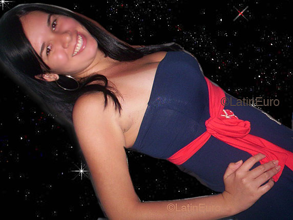 Date this happy Brazil girl Marcia from RECIFE B4251