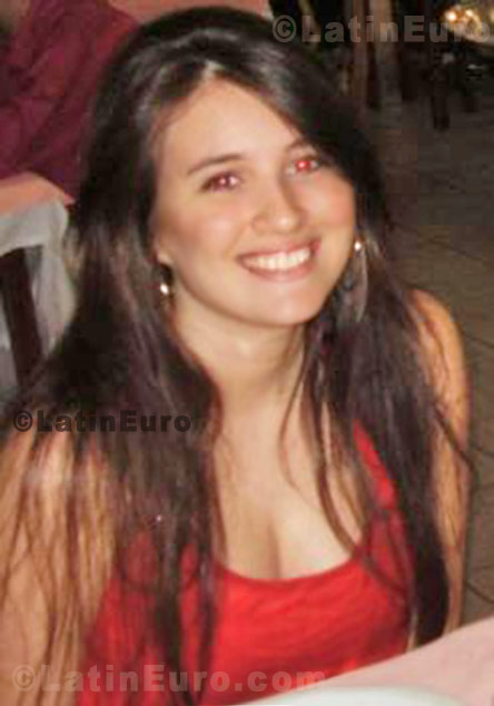 Date this delightful Brazil girl Heloisa from Goiania B429