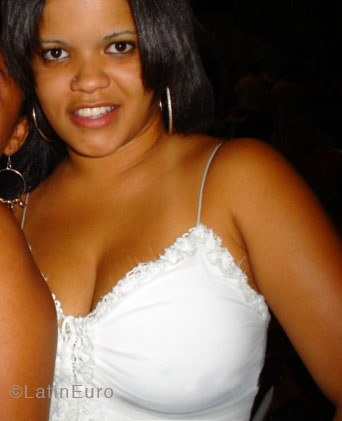 Date this young Brazil girl Renata from  B4324