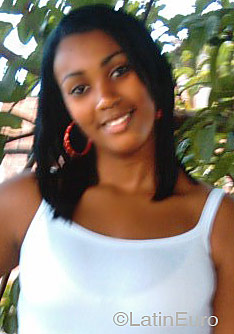 Date this stunning Brazil girl Taiana from SAO JOAO DE MERITI B4334
