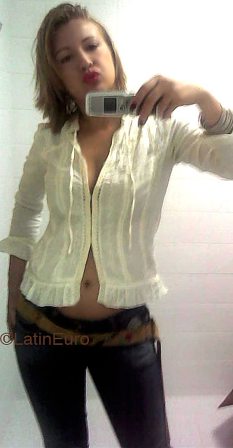 Date this foxy Brazil girl Cintia from SAO JOAO DE MERITI B4344