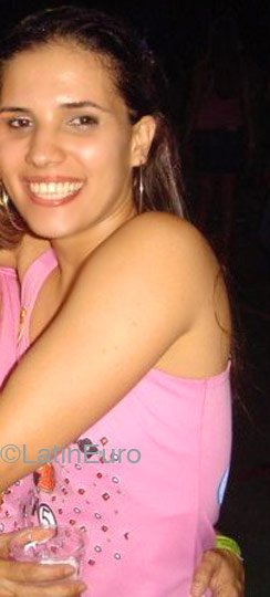 Date this foxy Brazil girl Sarah from LINHARES B4386