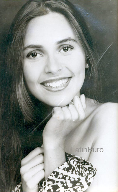 Date this lovely Brazil girl Vonivanda from CAMPO GRANDE B4471