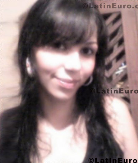Date this young Brazil girl Sharon from Rio Branco B448