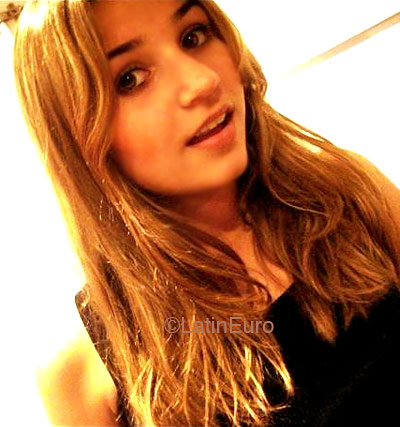 Date this hot Brazil girl Ellhem from  B4487