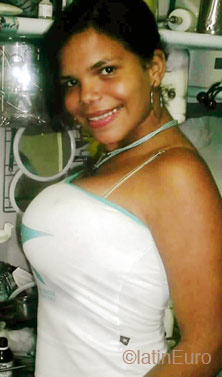 Date this lovely Brazil girl Dayane from CARIACICA B4533