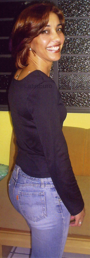 Date this foxy Brazil girl Teresinha from CURITIBA B4574