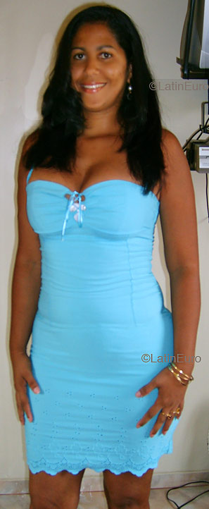 Date this happy Brazil girl Cledenice from CAMPO GRANDE B4600