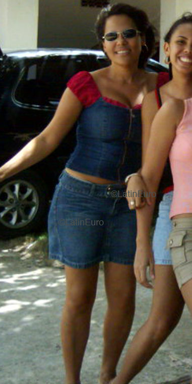 Date this tall Brazil girl Rosangela from  B4620