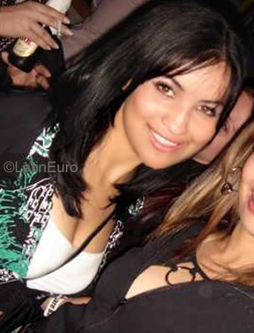 Date this cute Brazil girl Sandra from CASCAVEL B4645