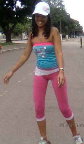 Date this nice looking Brazil girl Renata from RIO DE JANEIRO B4695