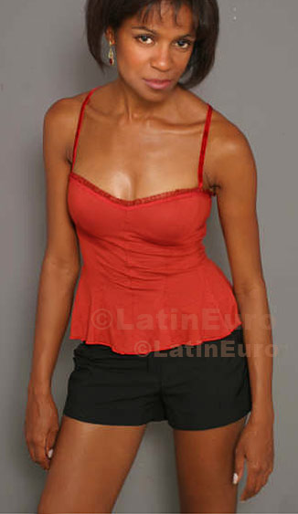 Date this young Brazil girl Cristina from Goiania B476