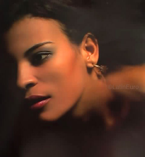 Date this cute Brazil girl Lucimara from VITORIA B4828