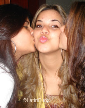 Date this stunning Brazil girl Jane from TEOFILO OTONI B4881