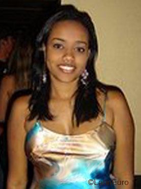 Date this foxy Brazil girl Leticia from GOIANIA B4891
