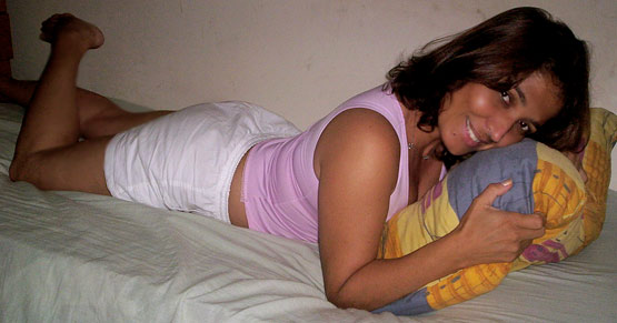 Date this sultry Brazil girl Maria from Campinas B4940