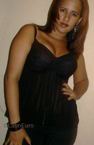 Date this fun Brazil girl Vanessa from PAULISTA B4941
