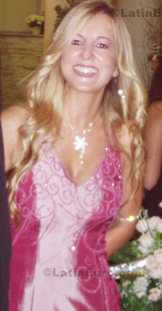 Date this cute Brazil girl Regiane from Santo Andre B507