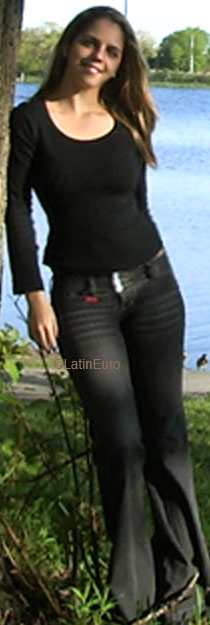 Date this georgeous Brazil girl Ana from SALVADOR B5107