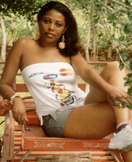 Date this pretty Brazil girl Lene from SALVADOR B5119