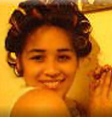 Date this attractive Brazil girl Monalisa from SAO PAULO B5193