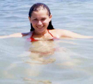 Date this delightful Brazil girl Ana from FORTALEZA B5239