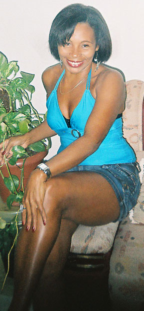 Date this foxy Brazil girl Ana from TAGUATINGA B5363