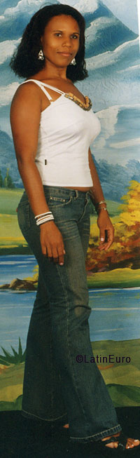 Date this tall Brazil girl Adenir from JARDIM B5368